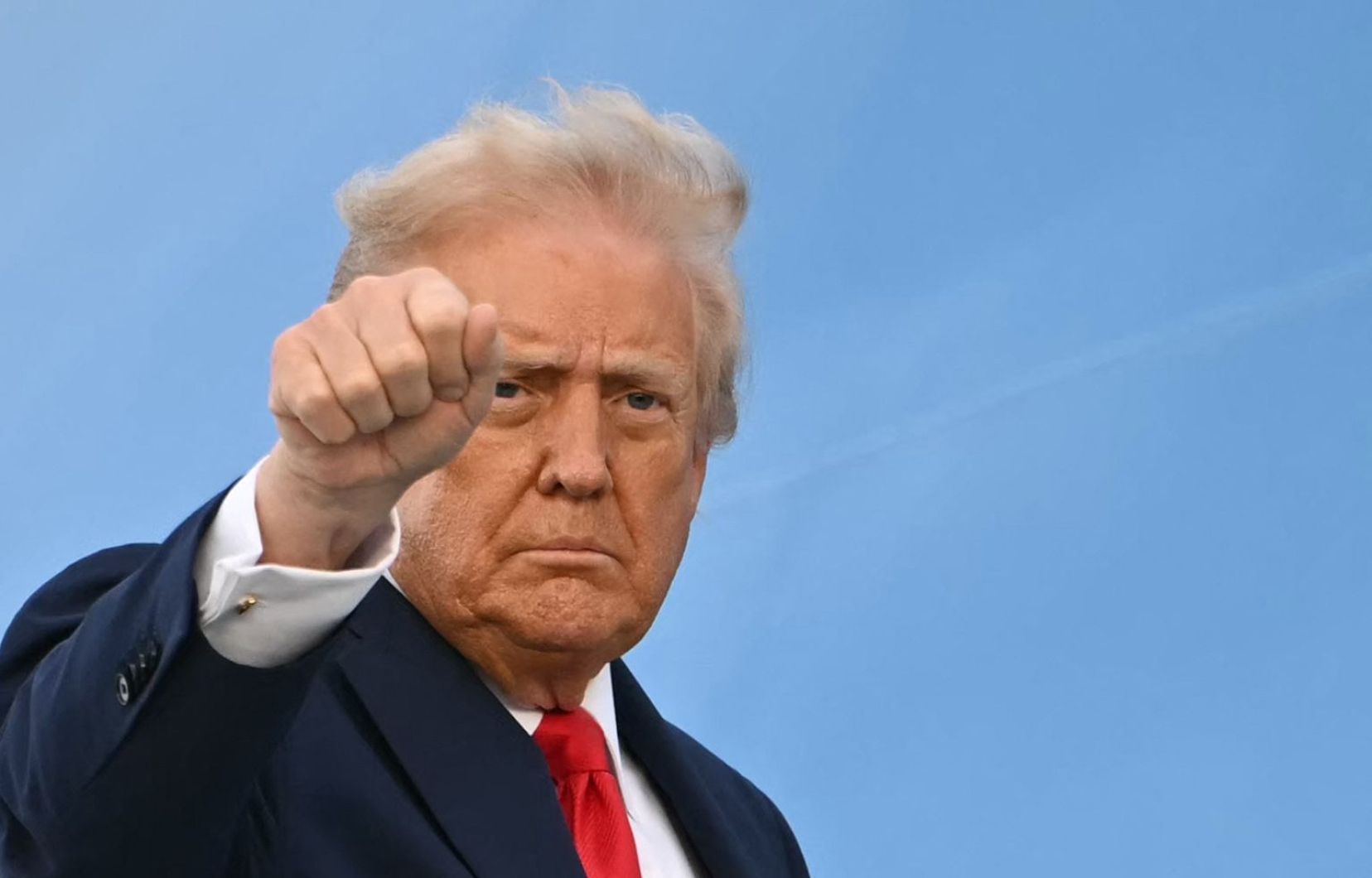 Trump s’attaque aux dirigeants démocrates : une nouvelle étape vers l’autoritarisme